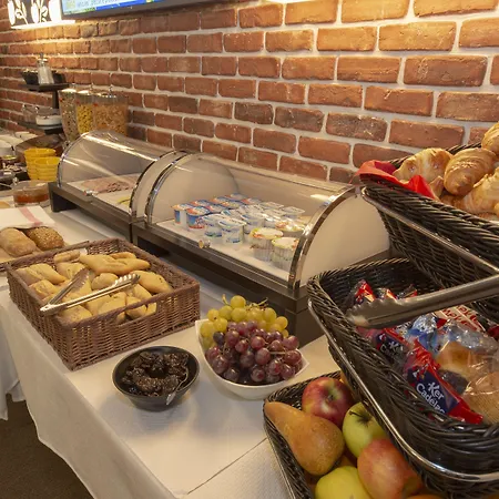 3 étoiles Et Restaurant - Le Verger De - Logis 3* Bischwiller