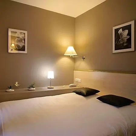Hotell 3 Etoiles Et Restaurant - Le Verger De - Logis